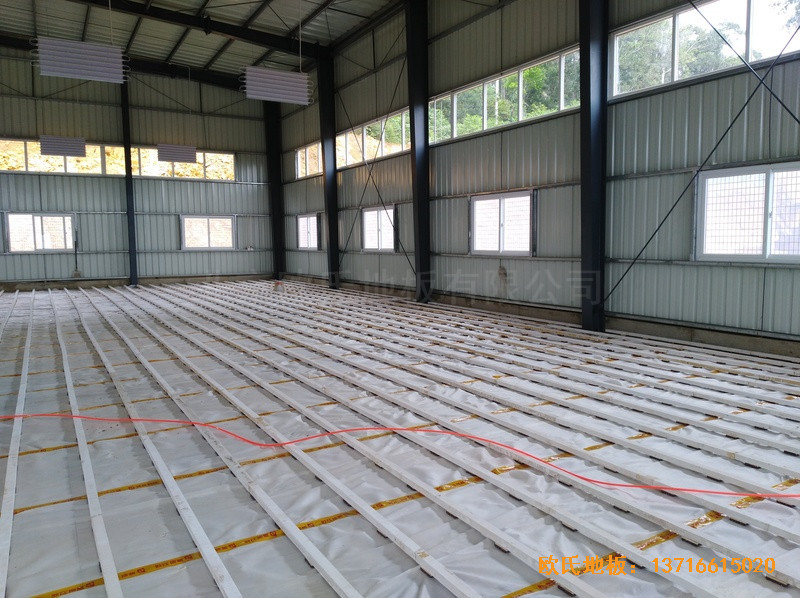 巴布亚新几内亚羽毛球馆运动地板铺设案例